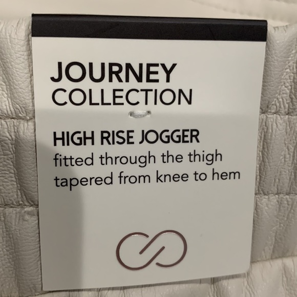 High Rise Jogger - Picture 3 of 4